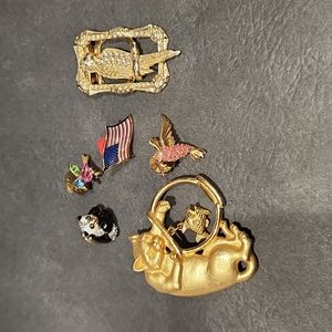 Bundle of Brooches/Pins